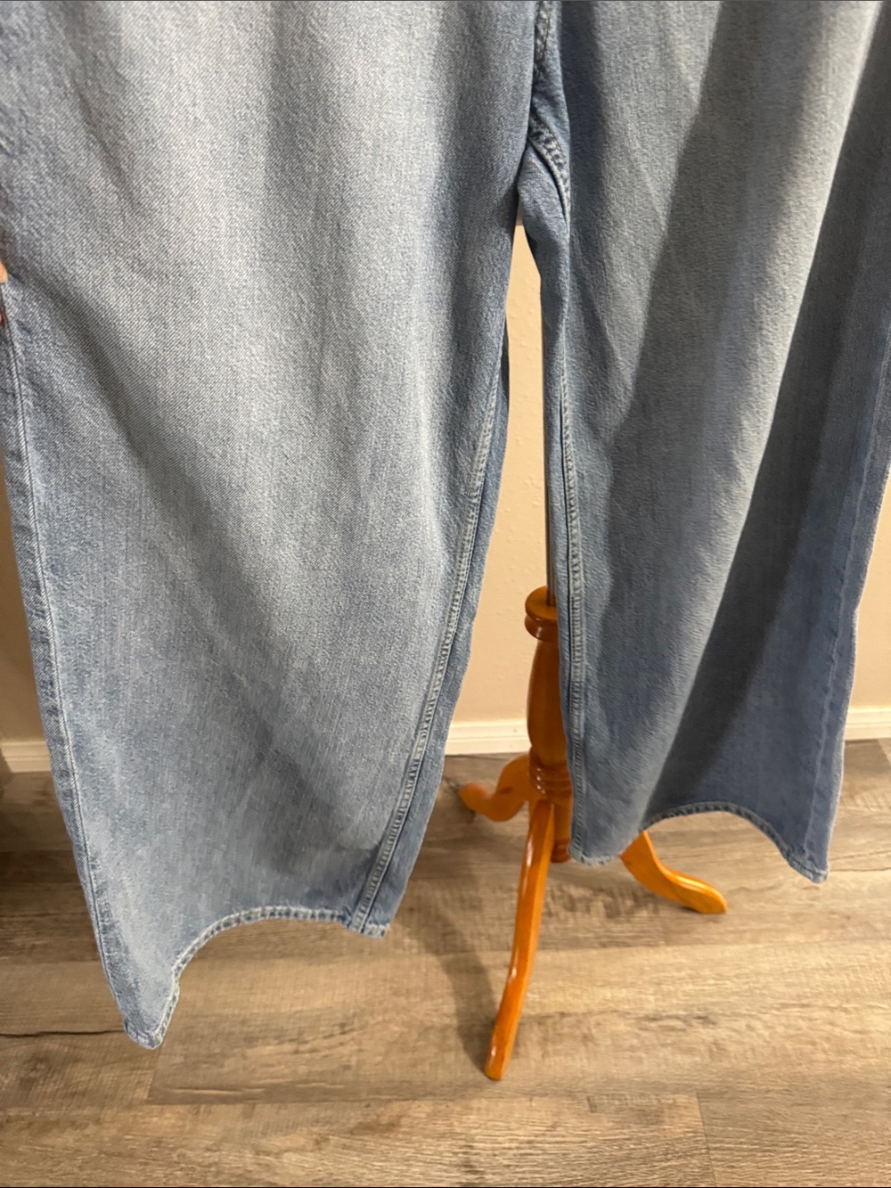 GAP Baggy Mid Rise Que Wide-Leg Denim Pants - Picture 3 of 7